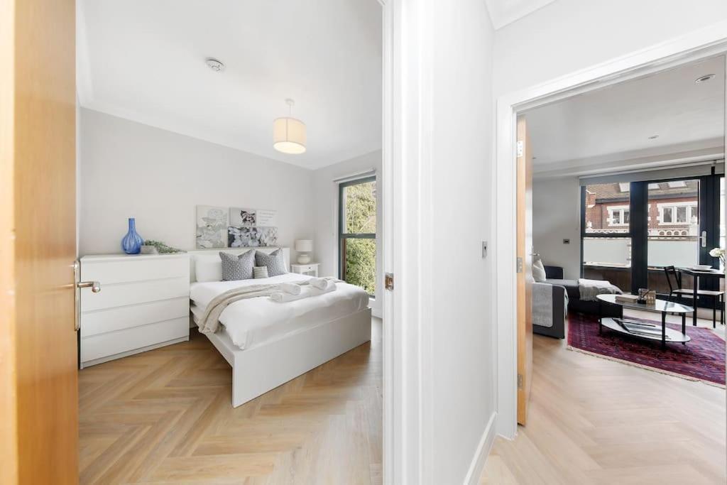 Pleasing 2Bed Flat 10Min To Wimbledon Tennis Court Londres Exterior foto