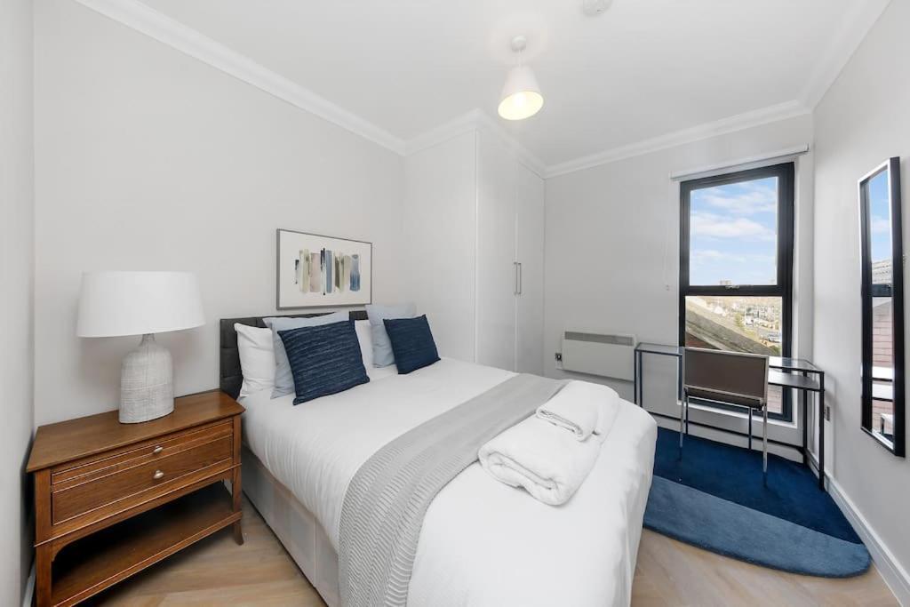 Pleasing 2Bed Flat 10Min To Wimbledon Tennis Court Londres Exterior foto